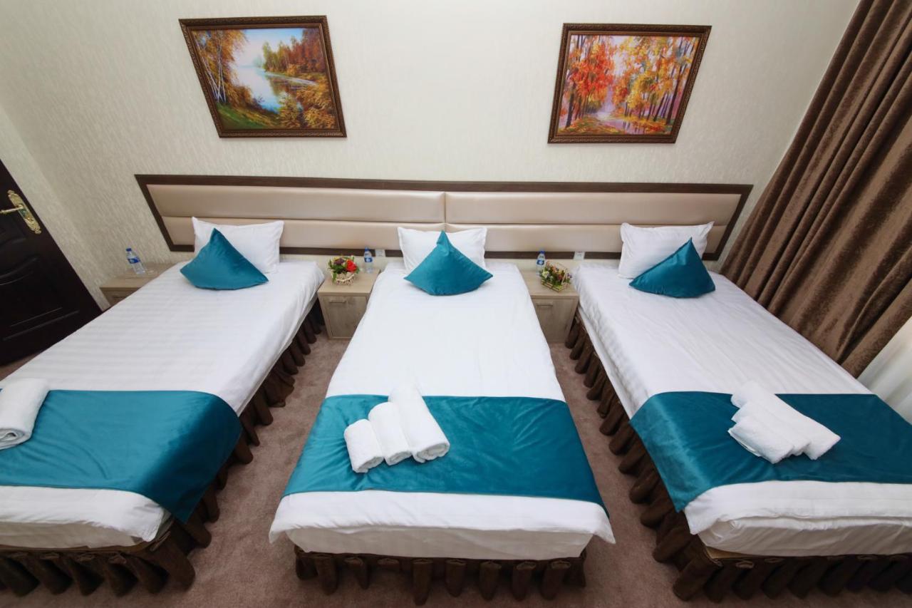 Hotel Globus Tashkent Bagian luar foto