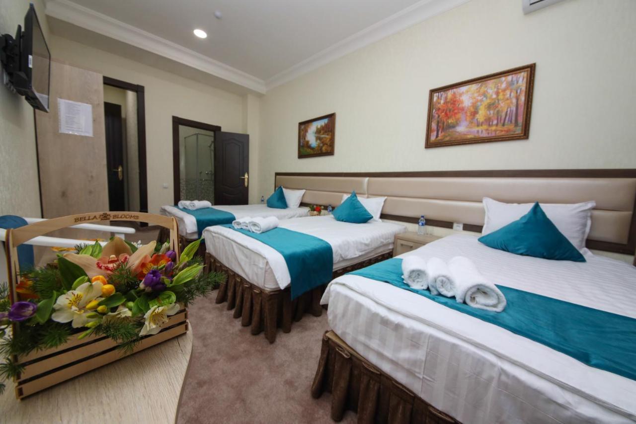 Hotel Globus Tashkent Bagian luar foto
